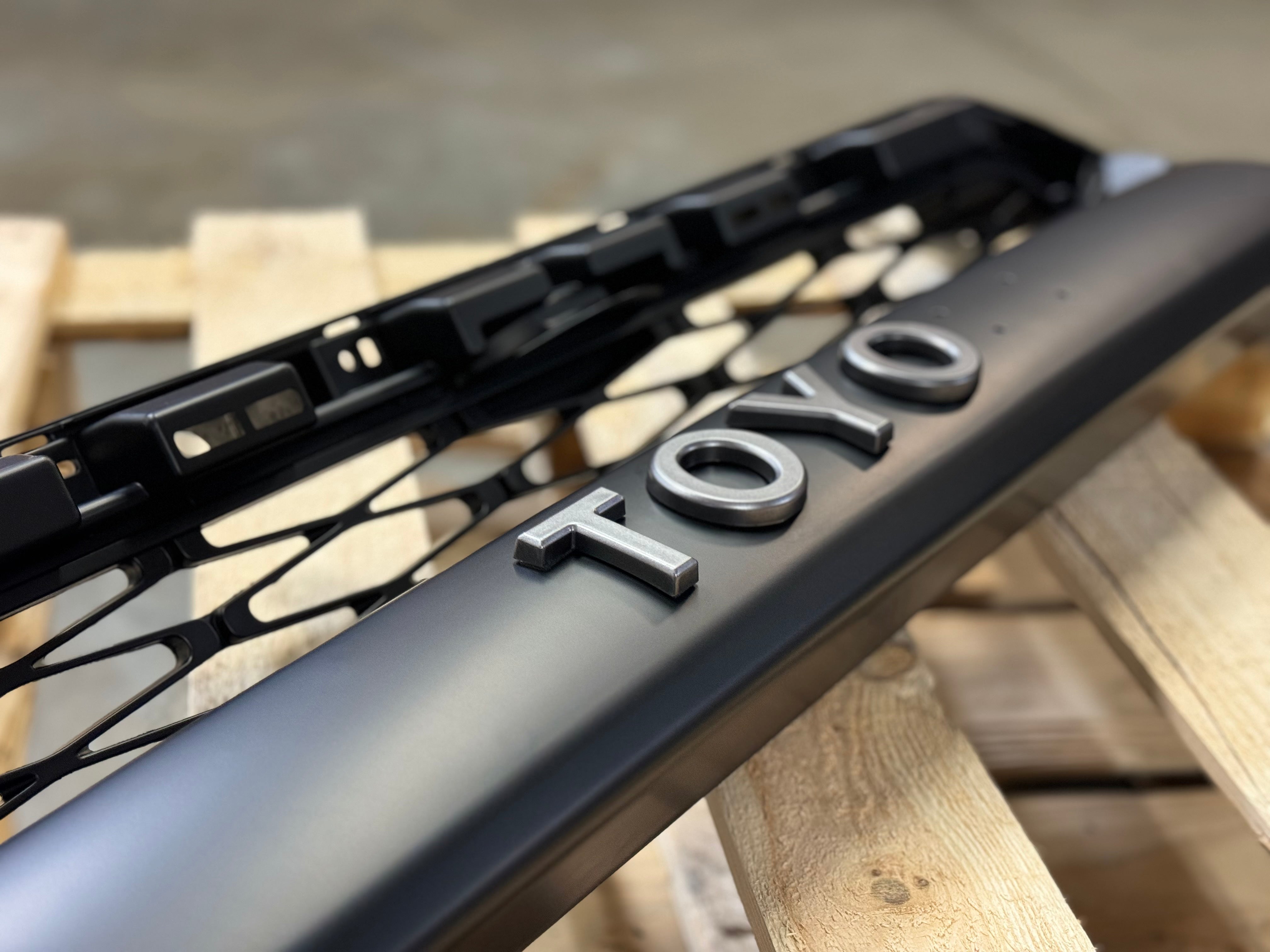 R4T - TRD Pro-Style Grille - Toyota 4Runner (2014-2023)