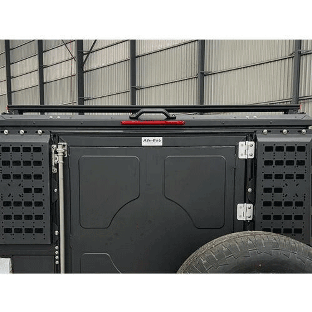 Alu-Cab - Load Bar 1550mm - Black