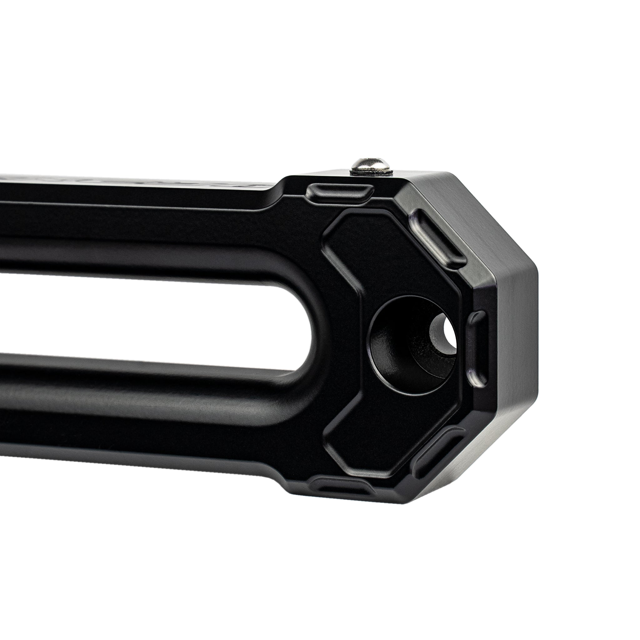 Agency 6 - Fairlead (1.5" Thick) - Black