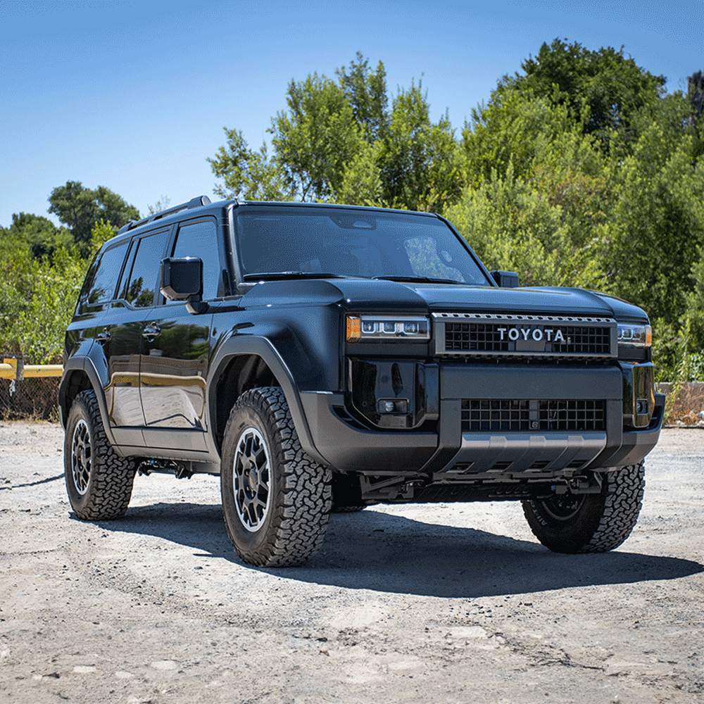 Total Chaos - Lift Kit with Front & Rear 2.5 Inch Diameter Adjustable King Shocks - Toyota Land Cruiser 250 (2024-2025)