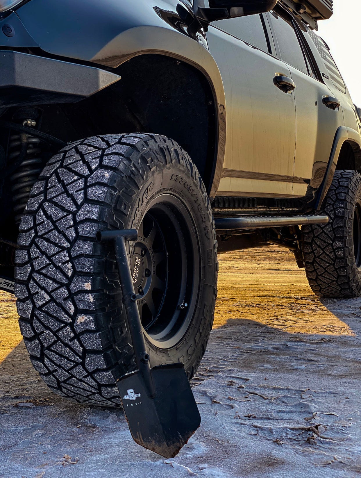 Agency 6 - Adventure Mini Shovel (AMS-1) - BLACK