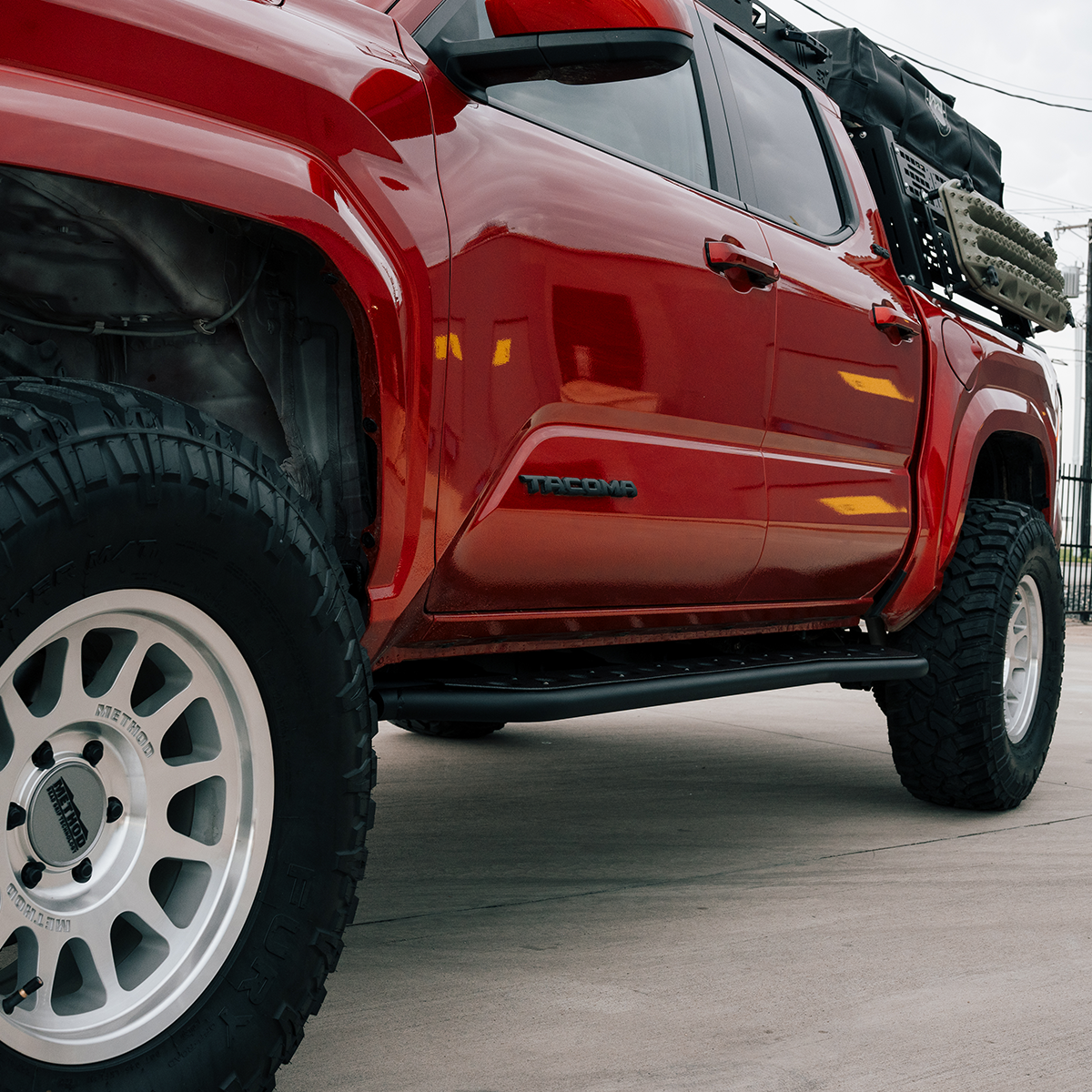 Cali Raised LED - Step Edition Rock Sliders - Toyota Tacoma (2024+)