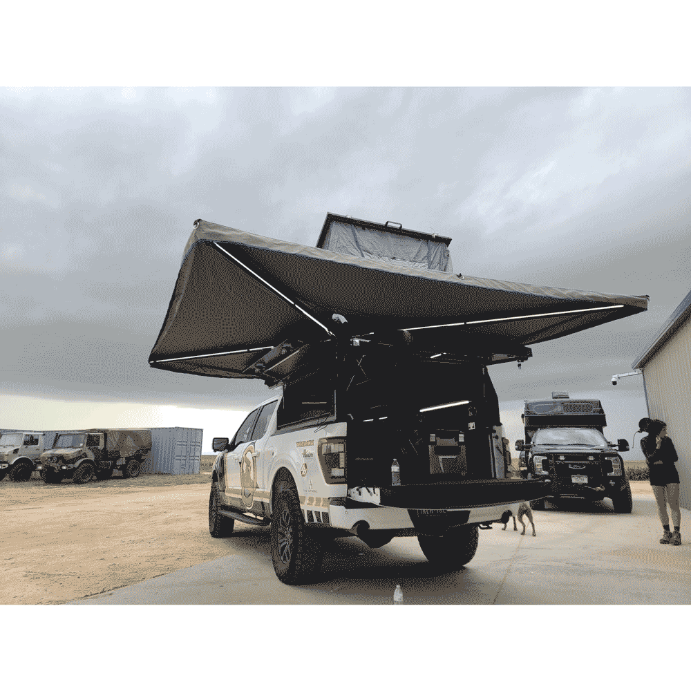 DirtBox - Free Standing 270-Degree Awning