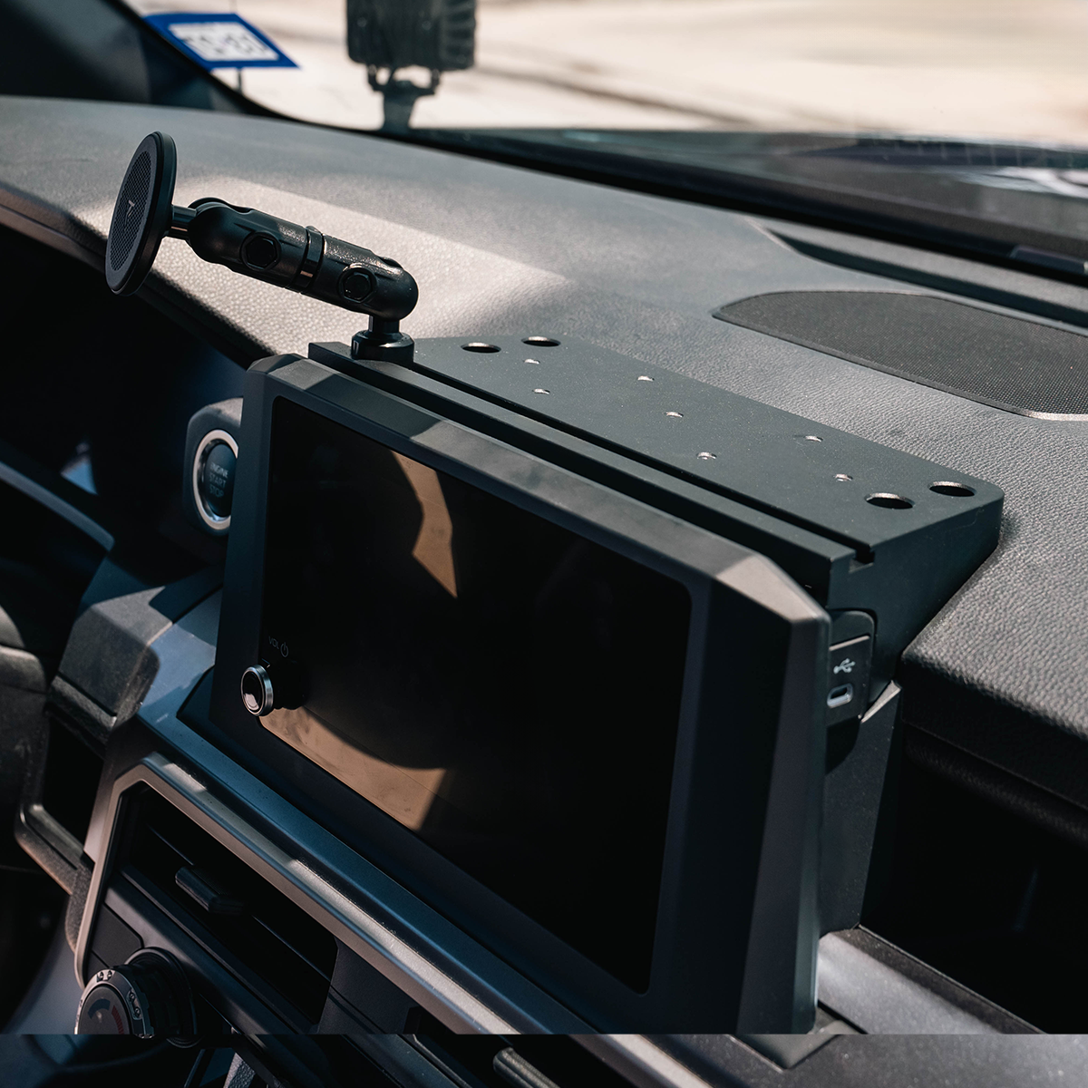 Cali Raised LED - Dash Mount - Toyota 4Runner (2025+)