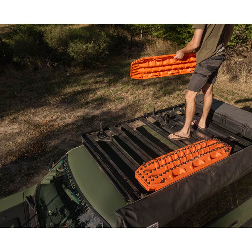 Maxtrax - Universal Flat Rack Mounting Kit