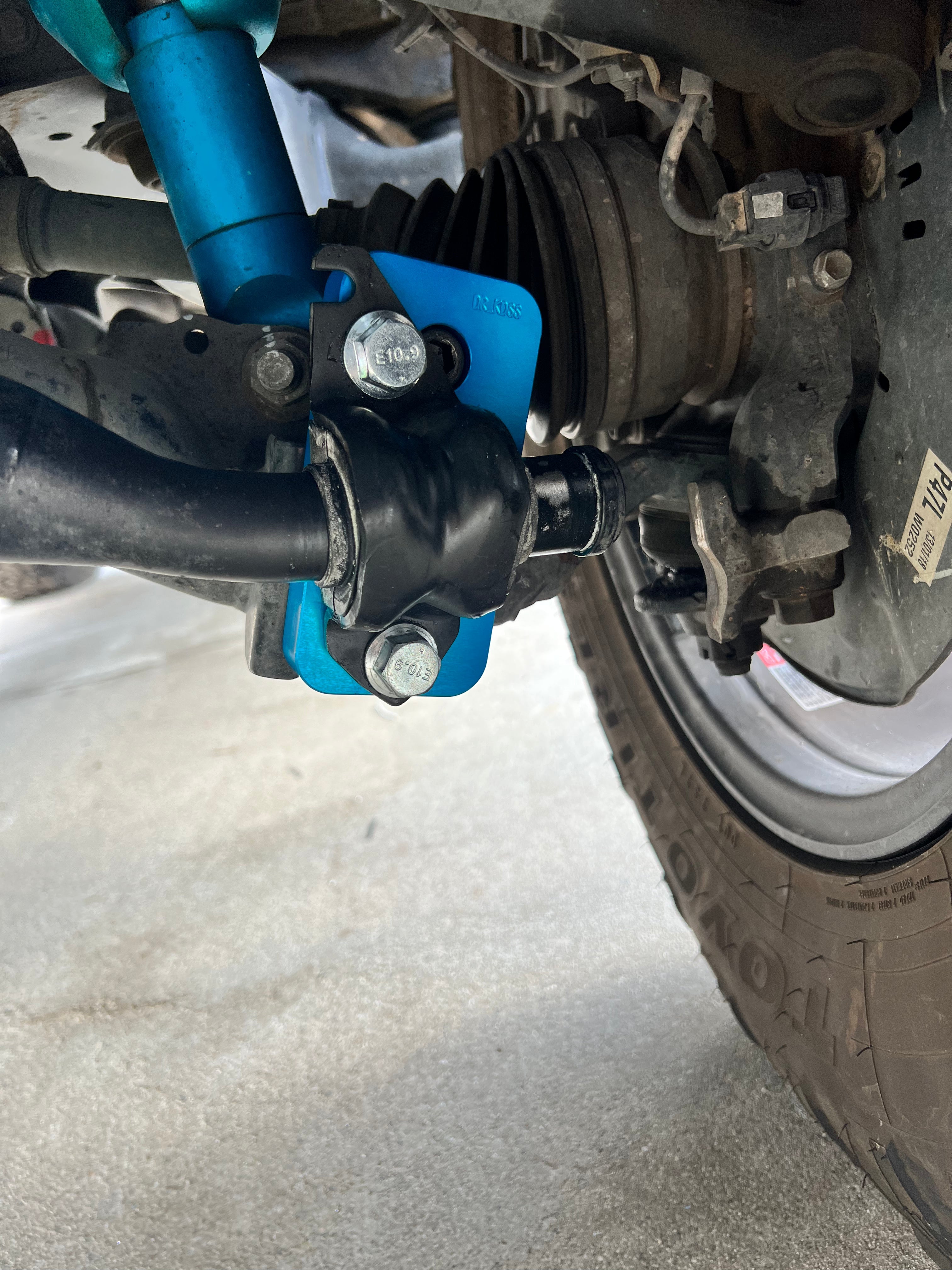 Dr. KDSS - KDSS Front Sway Bar End Adapters