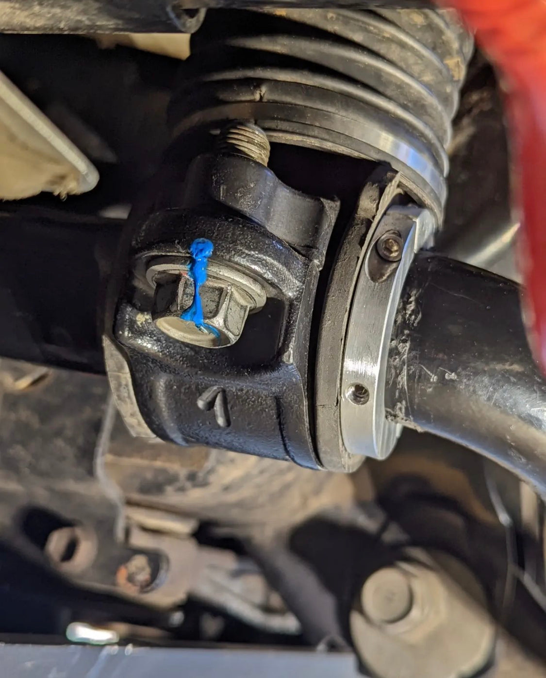 Dr. KDSS - KDSS Front Sway Bar Billet Clamps (Pair)