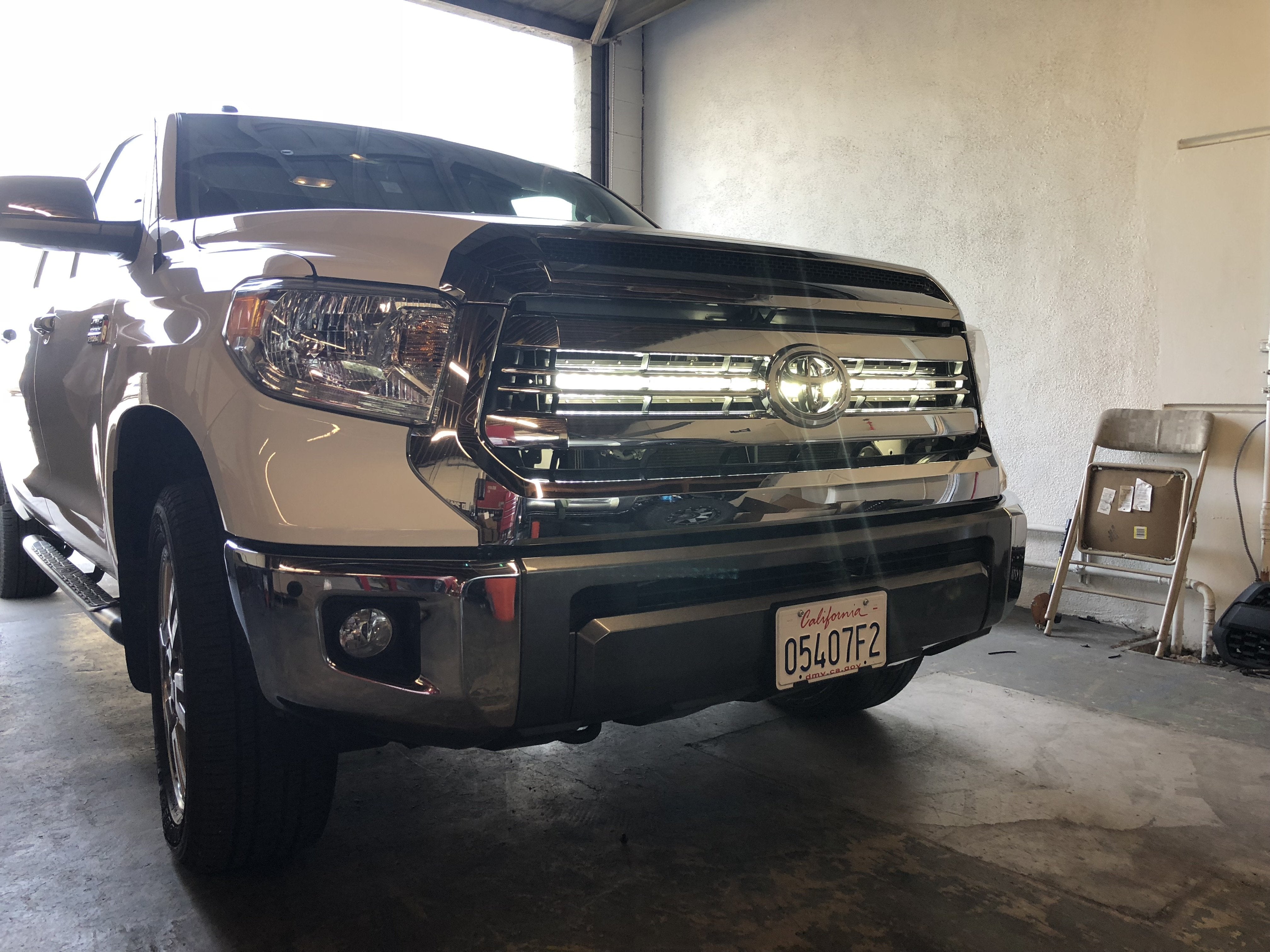 Cali Raised LED - 42" Hidden Grille Curved LED Light Bar Mounting Brackets - Toyota Tundra (2014-2021)