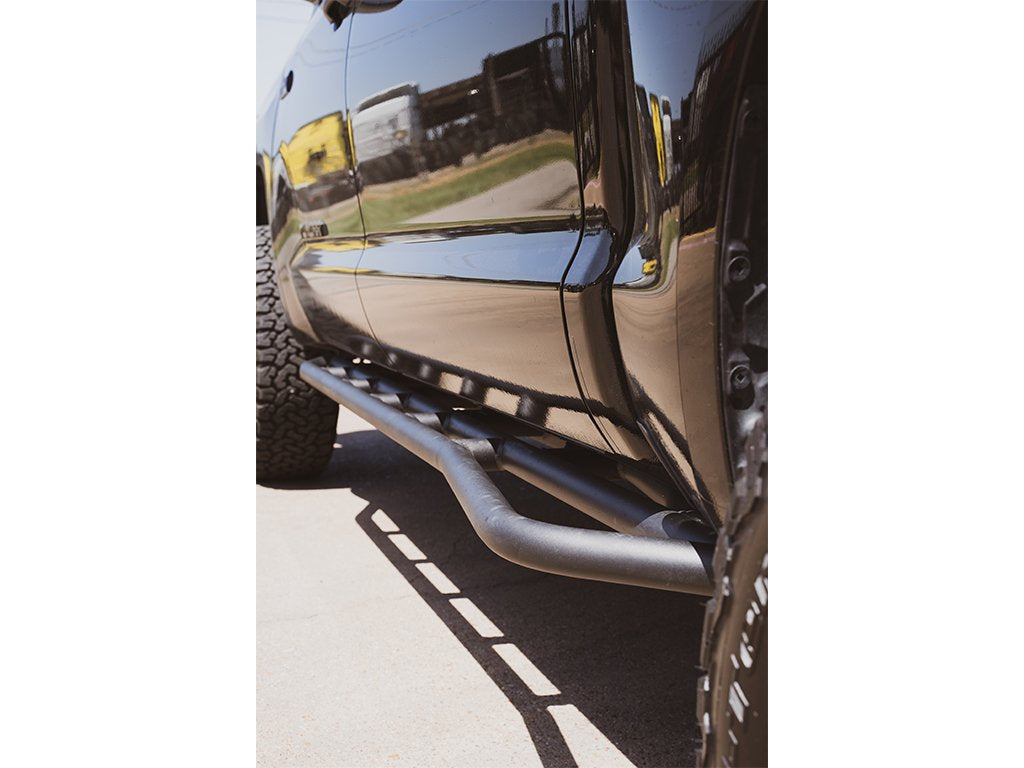 Cali Raised LED - Trail Edition Rock Sliders - Toyota Tundra (2014-2021)