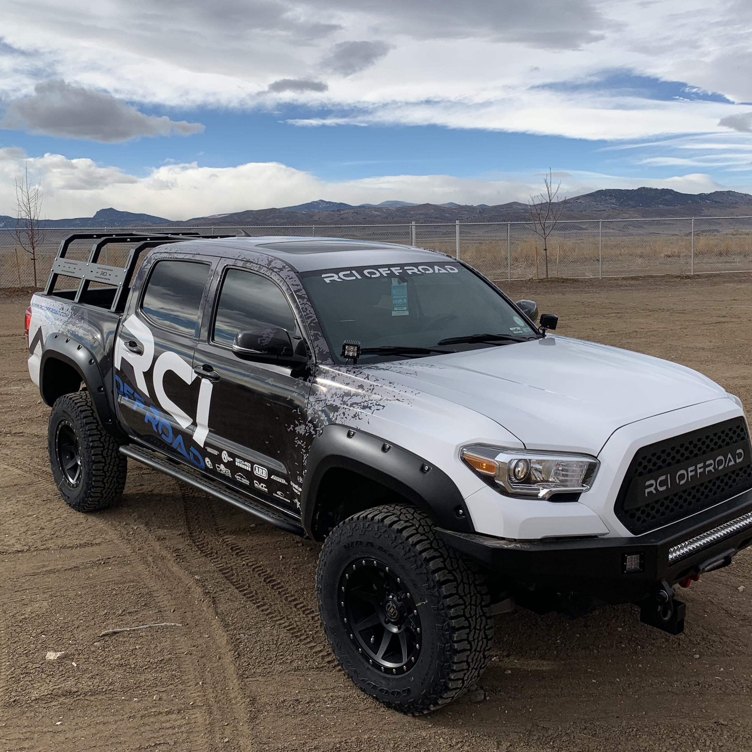 RCI - 18" HD Bed Rack