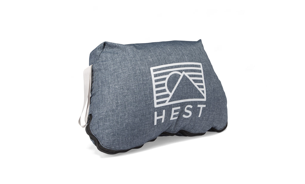 HEST - Pillow