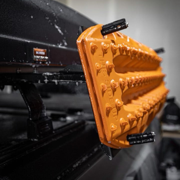 R4T - Maxtrax Mounts for Front Runner Bed Load Bars