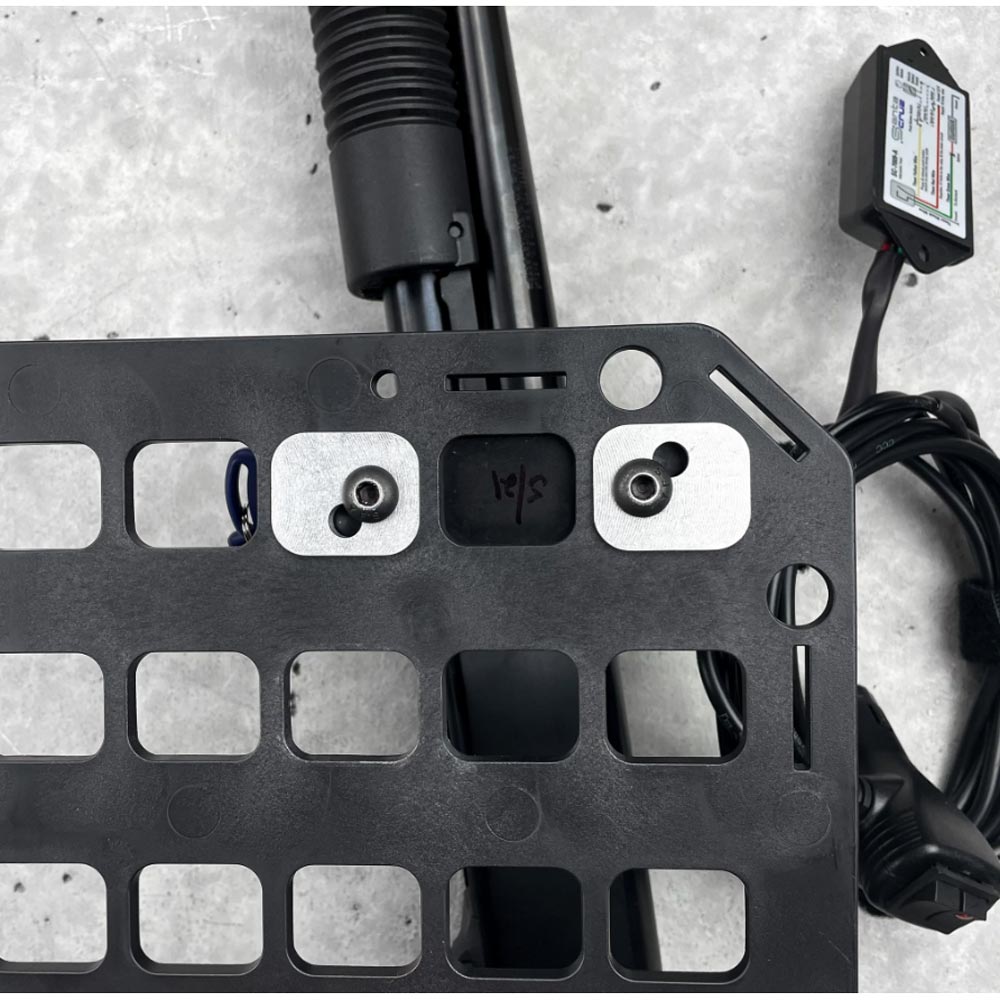 Grey Man Tactical - Vehicle Locking Rifle Rack - SC-6 Mount + 15.25 x 25 RMP™