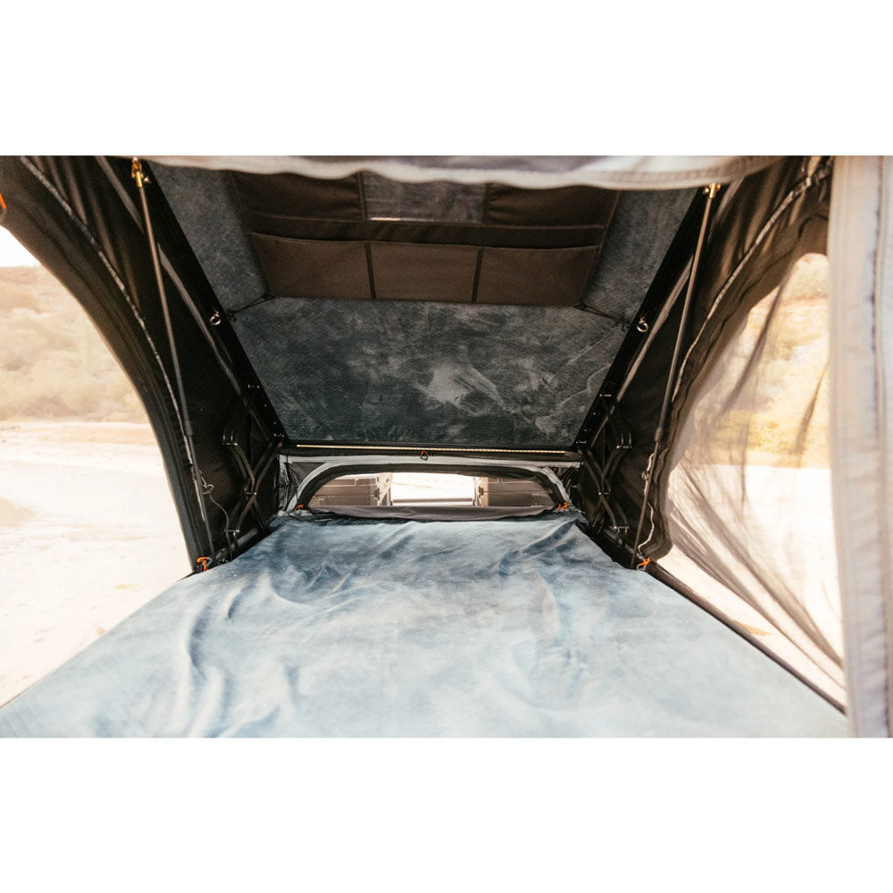 Roam Adventure Co. - The Desperado Hardshell Rooftop Tent