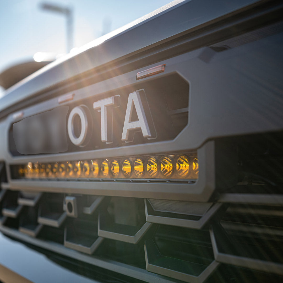 R4T - V2 TRD Pro Grille w/ Grille Lights + Amber Light Bar - Toyota Tacoma (2024+)