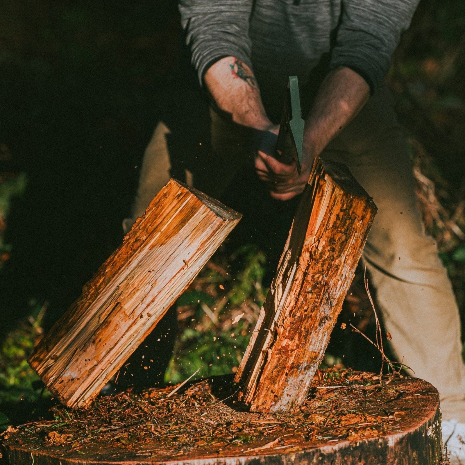 DMOS - Axpedition 23.5 inch Hybrid Axe