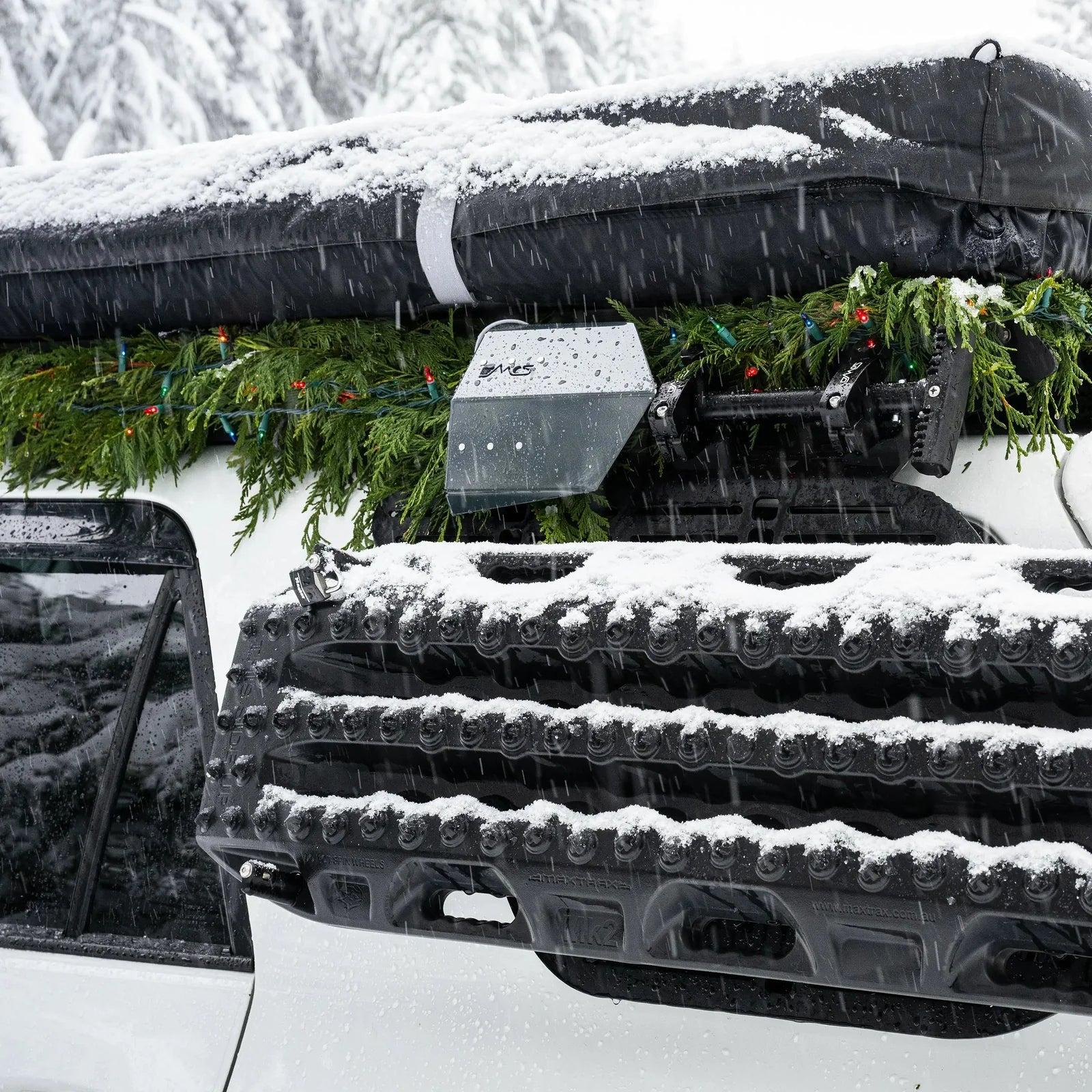 DMOS - Gear Up Flat Mate Shovel/Axe Mount