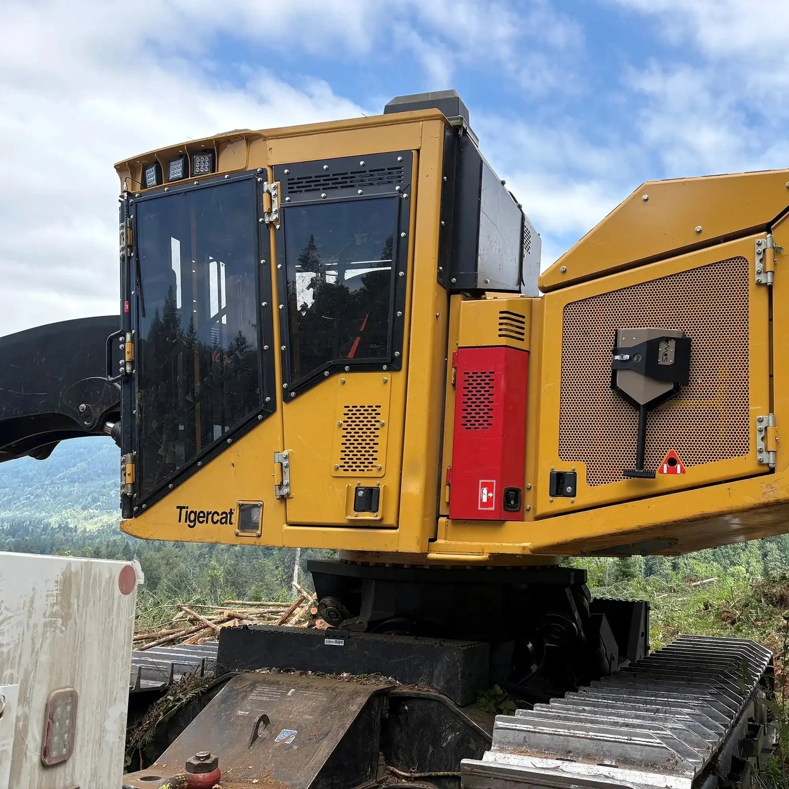 DMOS - Delta Shovel Mount