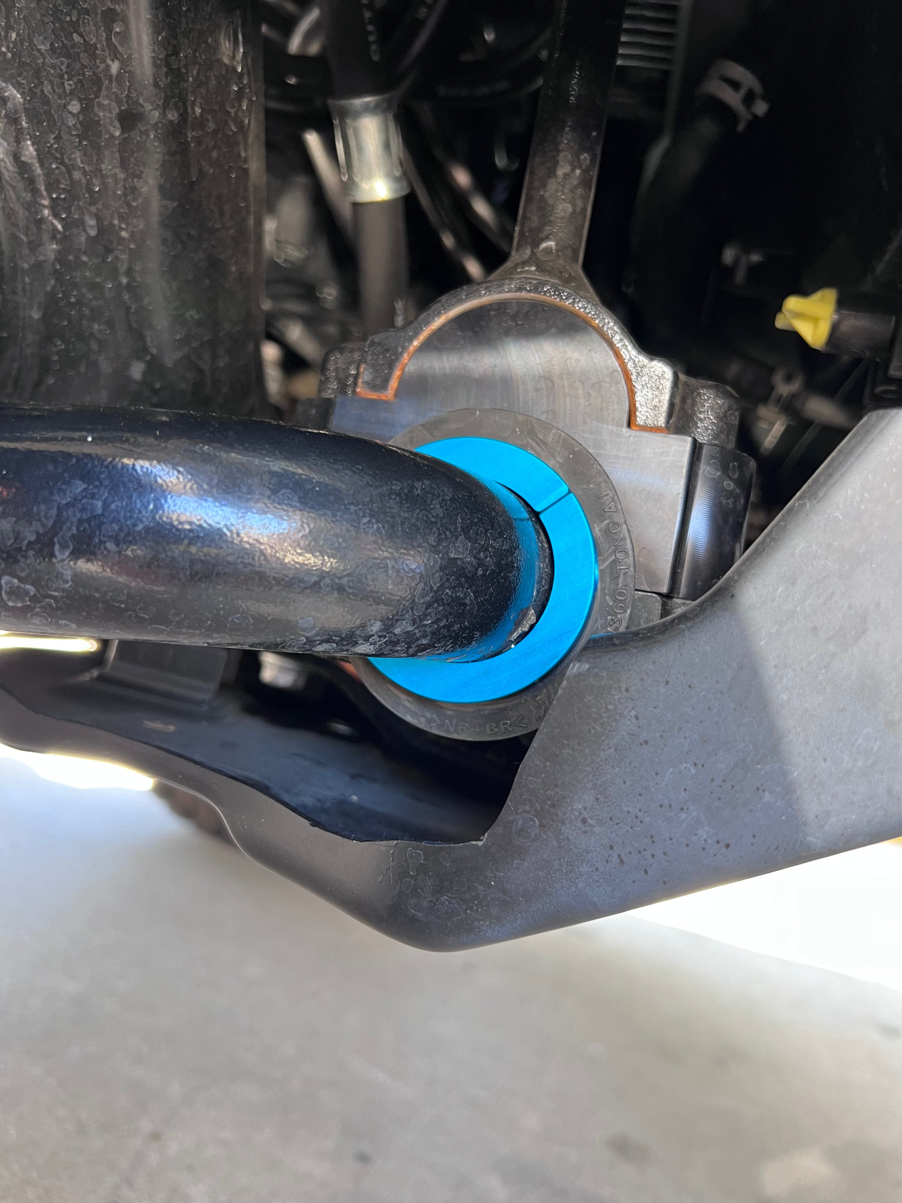 Dr. KDSS - KDSS Front Sway Bar Billet Clamps (Pair)