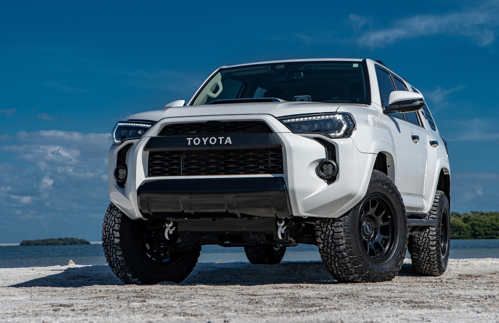 RRW - RR5-S 17x8.5 (6x5.5 | 6x139.7) - Toyota Tacoma (2005-2023), 4Runner (2010-2023), FJ Cruiser (2007-2014)