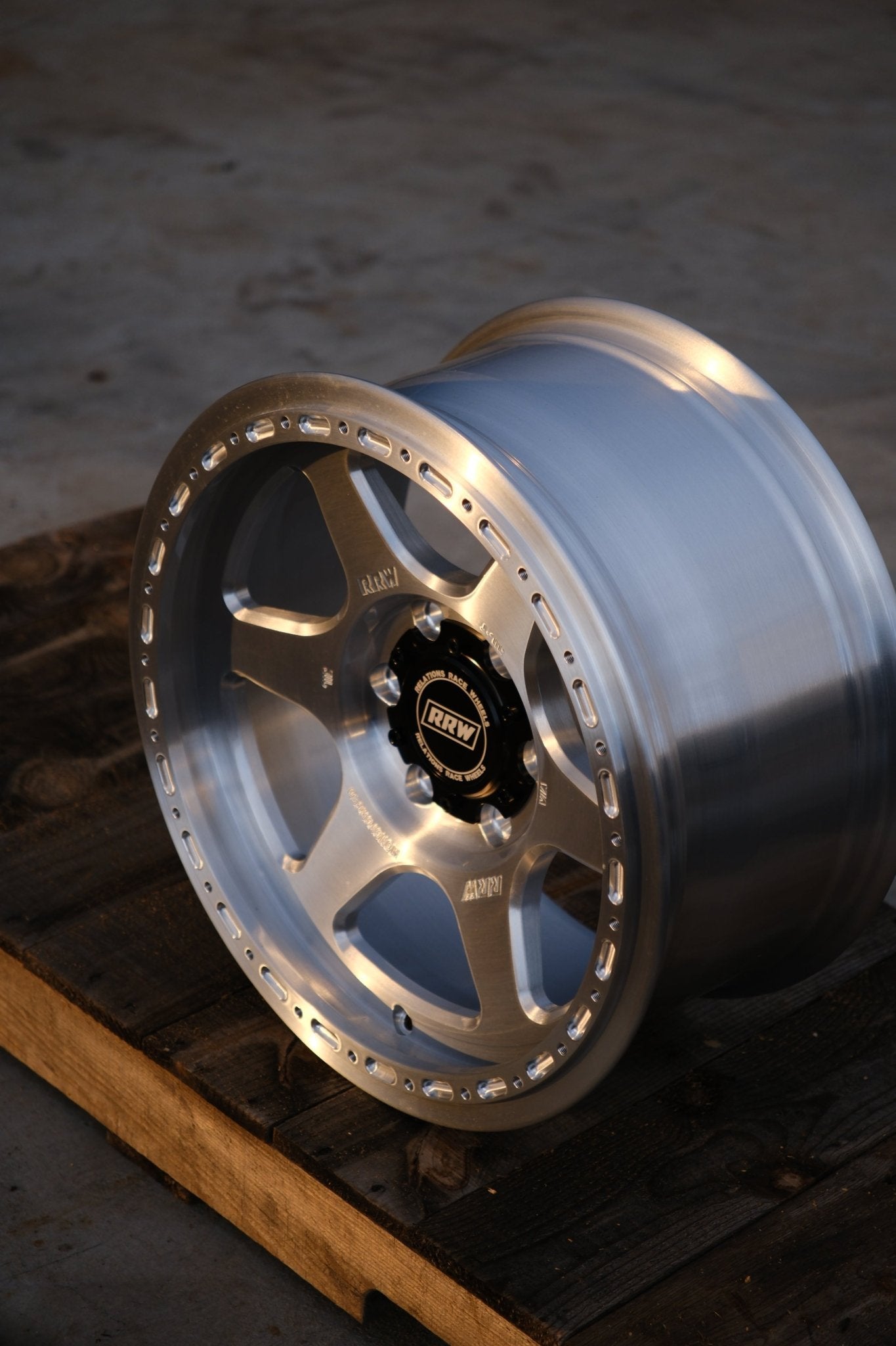 RRW - RS2-H Hybrid 17x8 MonoForged Wheel - Toyota Tacoma (2024+), Tund