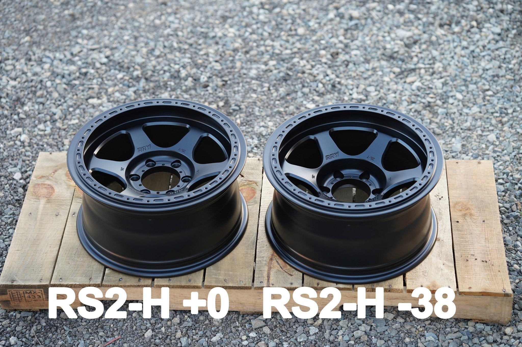 RRW - RS2-H Hybrid 17x8.5 MonoForged Wheel - Toyota Tacoma (2005-Current), 4Runner (2010-2023), FJ Cruiser (2007-2014), Tundra (2022+), Lexus GX470